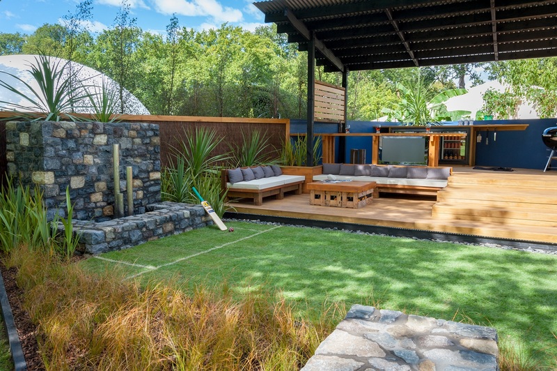 How to Decorate Your Garden: Easy Tips for a Vibrant Outdoor Space
