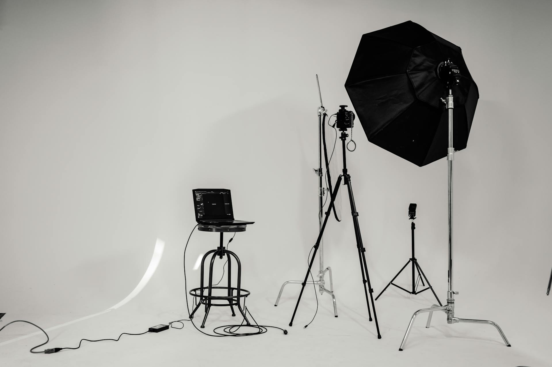 The Ultimate Guide to a Successful Photoshoot for E-commerce