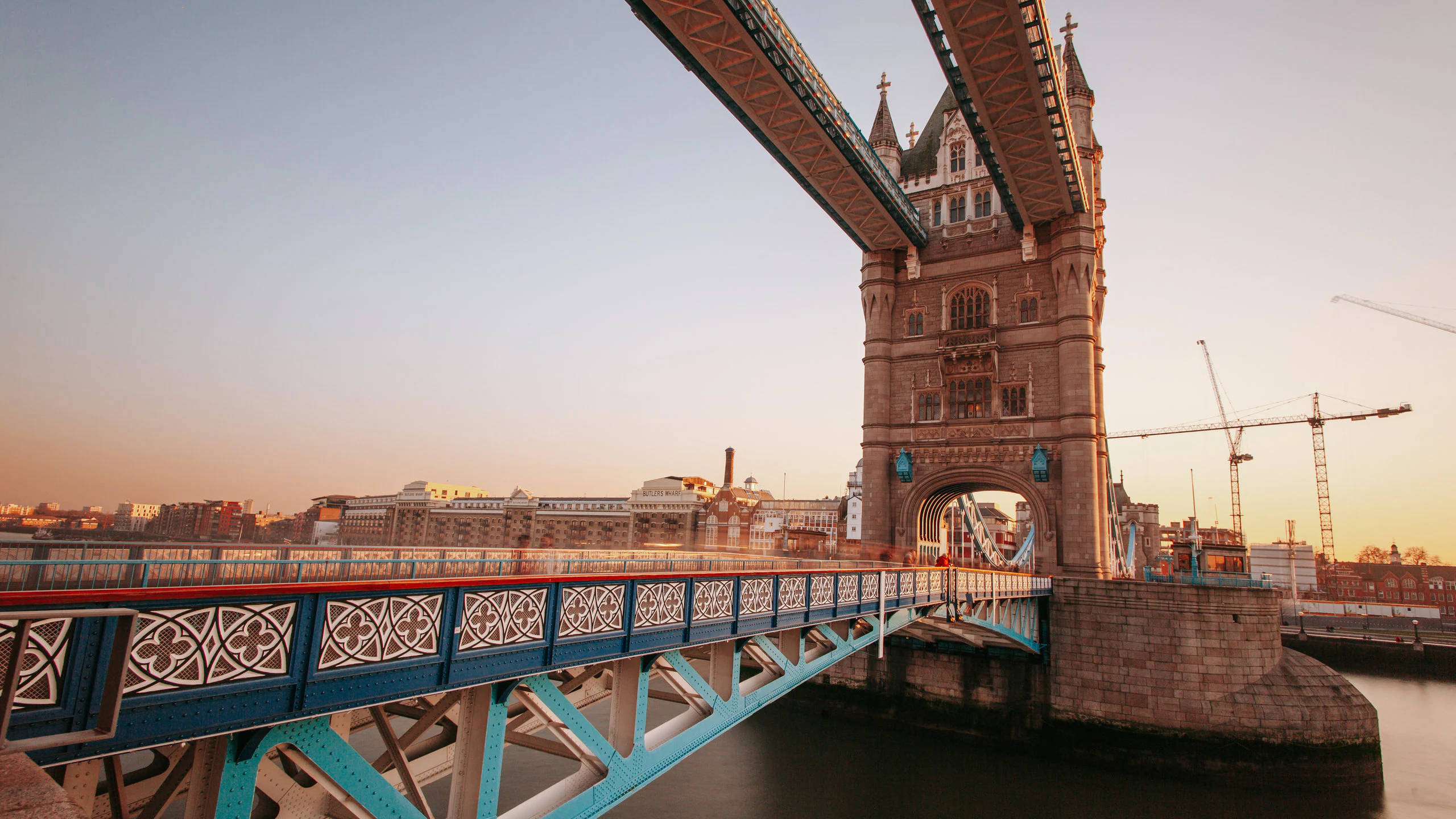 A Guide to Organizing the Perfect Escorted Tour to Canada from the UK