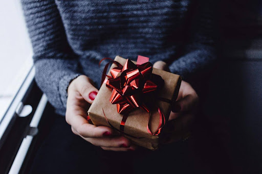 6 Ways to Surprise Your Partner Without Spending a Lot