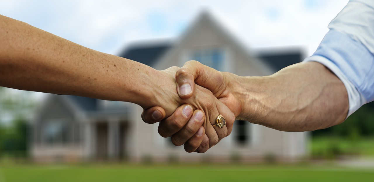 The Hidden Risks of Using Unregulated Estate Agents in the UK