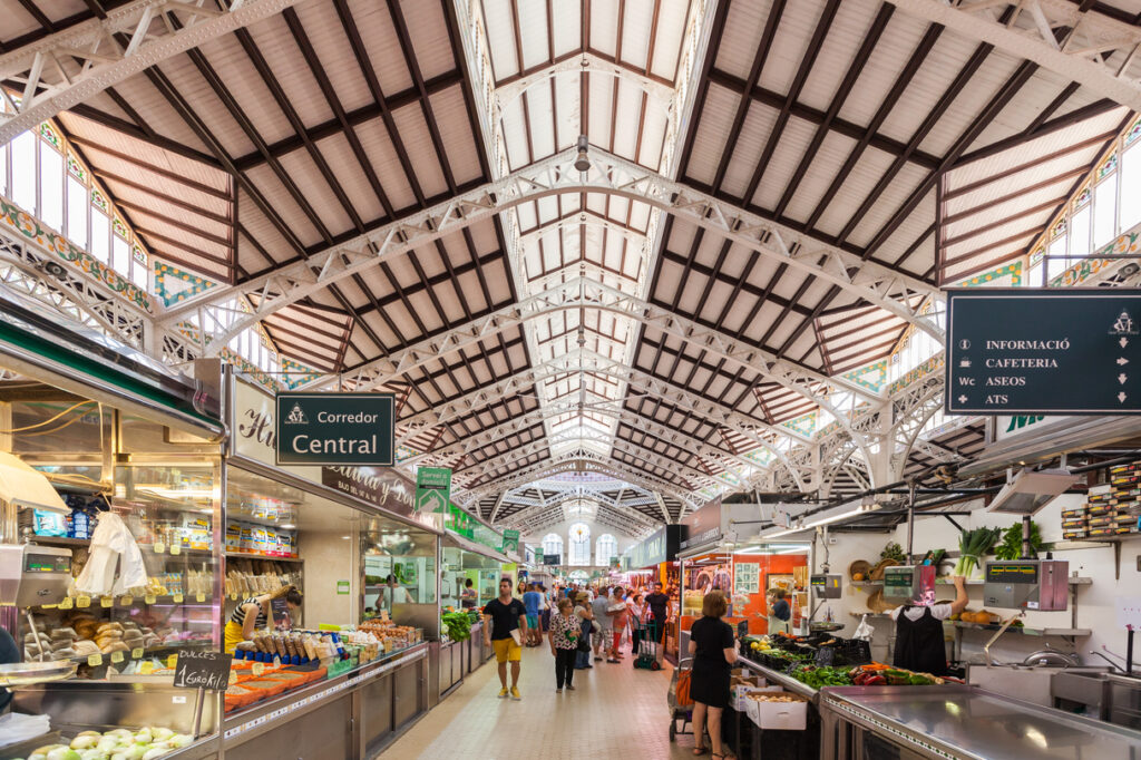 Discovering Faro: The Gateway to Portugal’s Algarve Coast 